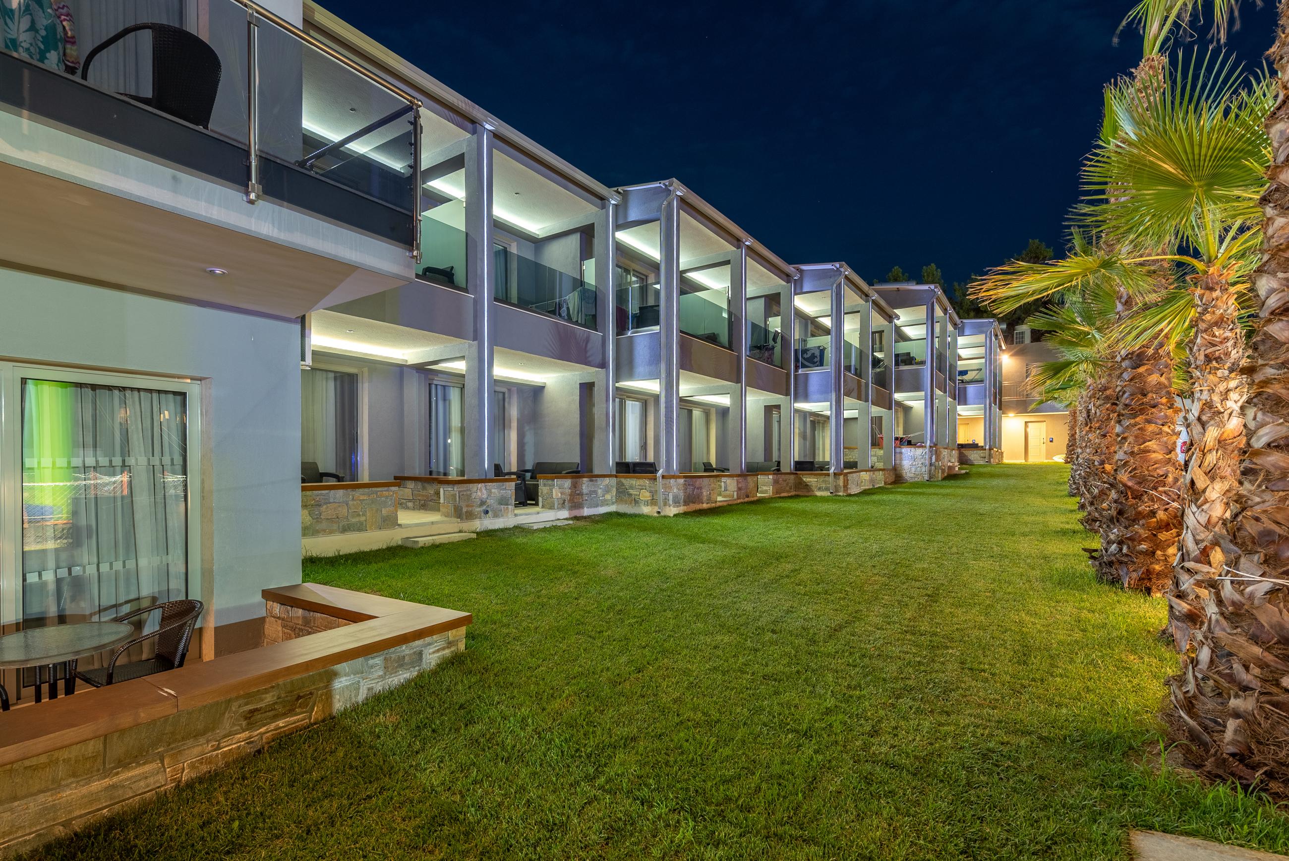 Dionysos Hotel & Suites Chaniotis Exterior foto