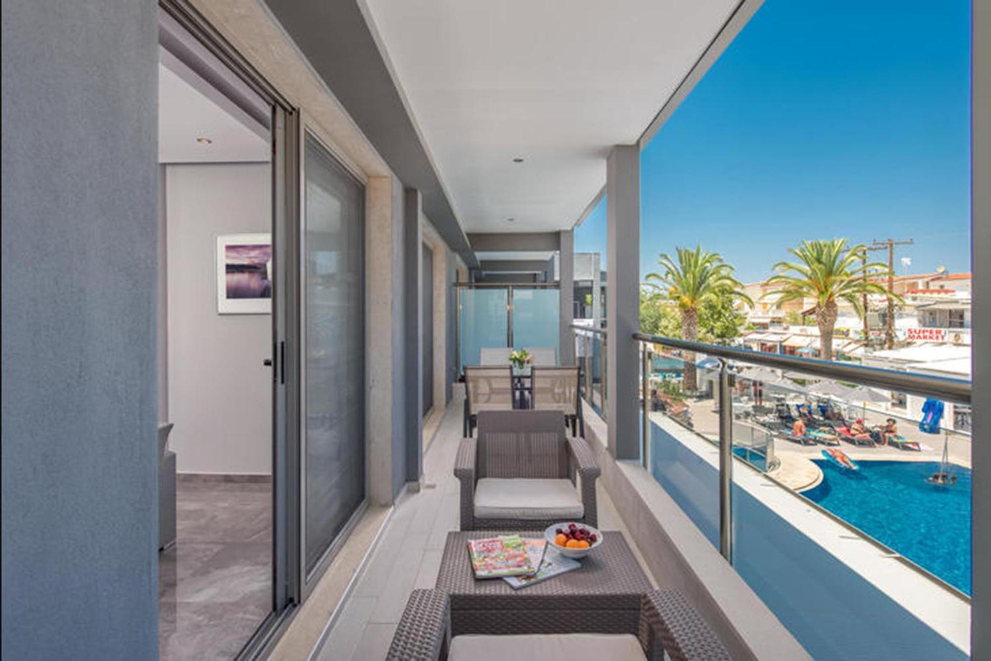 Dionysos Hotel & Suites Chaniotis Exterior foto